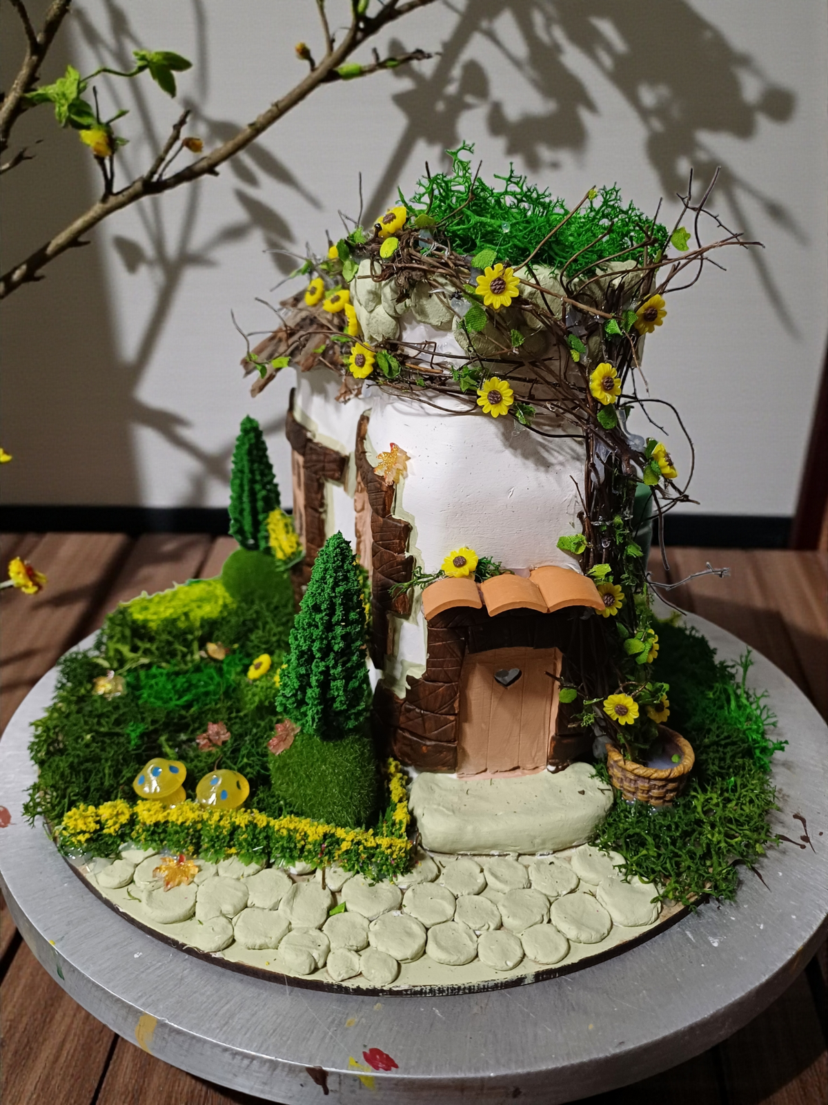Sarmasaşıklı Kulübe Peri Evi – El Yapımı Seramik Dekor
