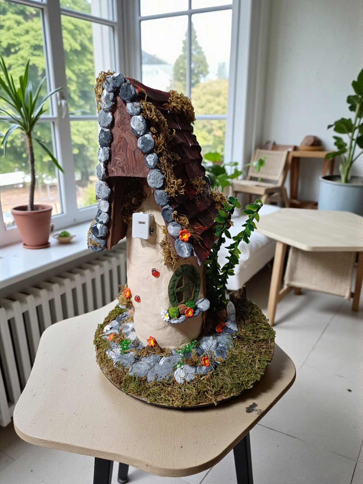 Yapay Sarmasaşık LED Peri Evi – El Yapımı Dekor