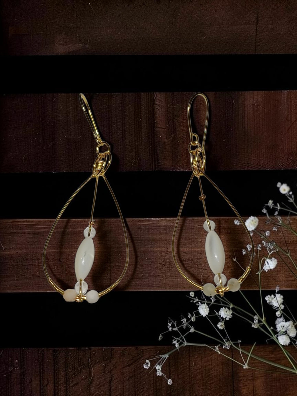 Handmade Mother of Pearl & Agate Filigree Jewelry Set – Crescent Moon Necklace, Bracelet & Earrings