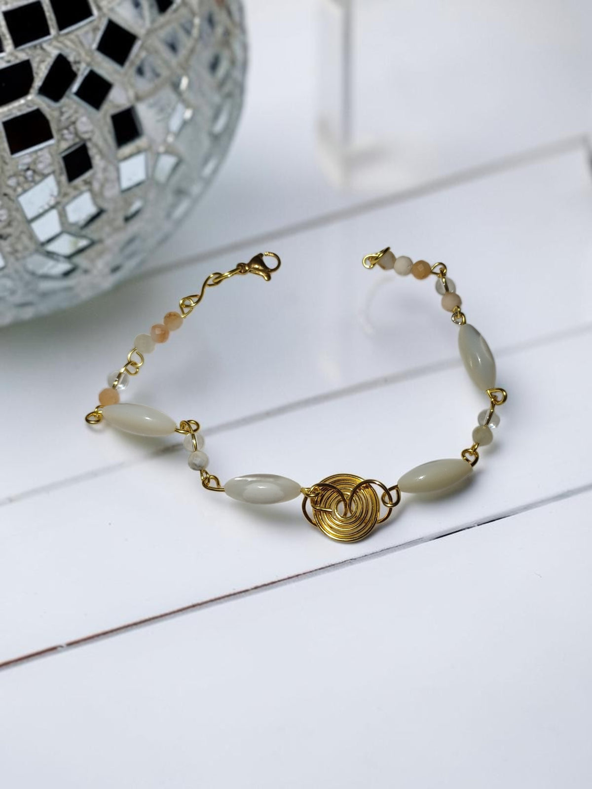 Handmade Mother of Pearl & Agate Filigree Jewelry Set – Crescent Moon Necklace, Bracelet & Earrings