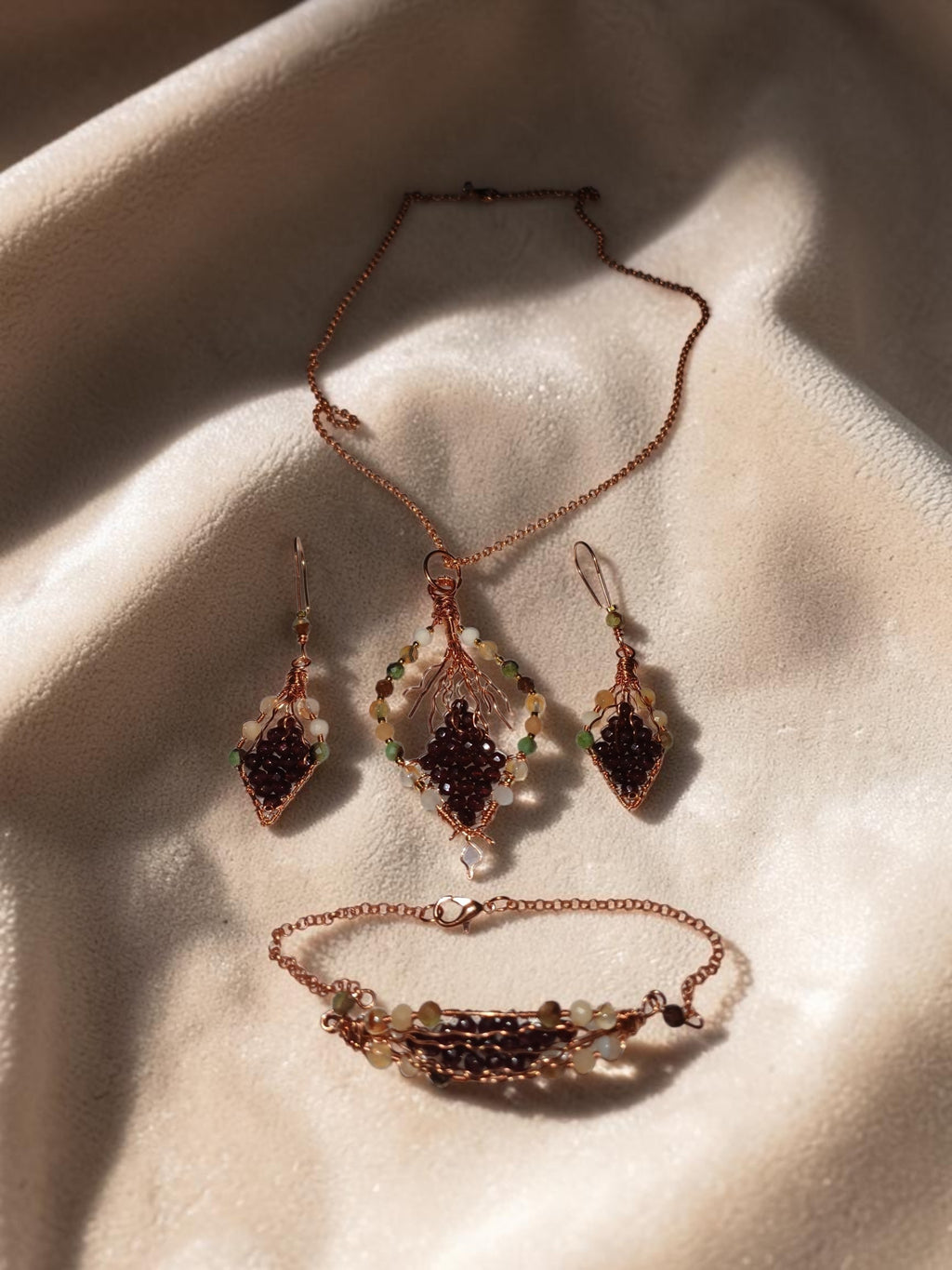 Handmade Copper Leaf Jewelry Set – Garnet & Agate (3-Piece)