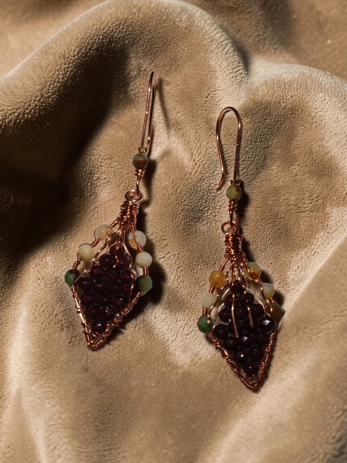 Handmade Copper Leaf Jewelry Set – Garnet & Agate (3-Piece)