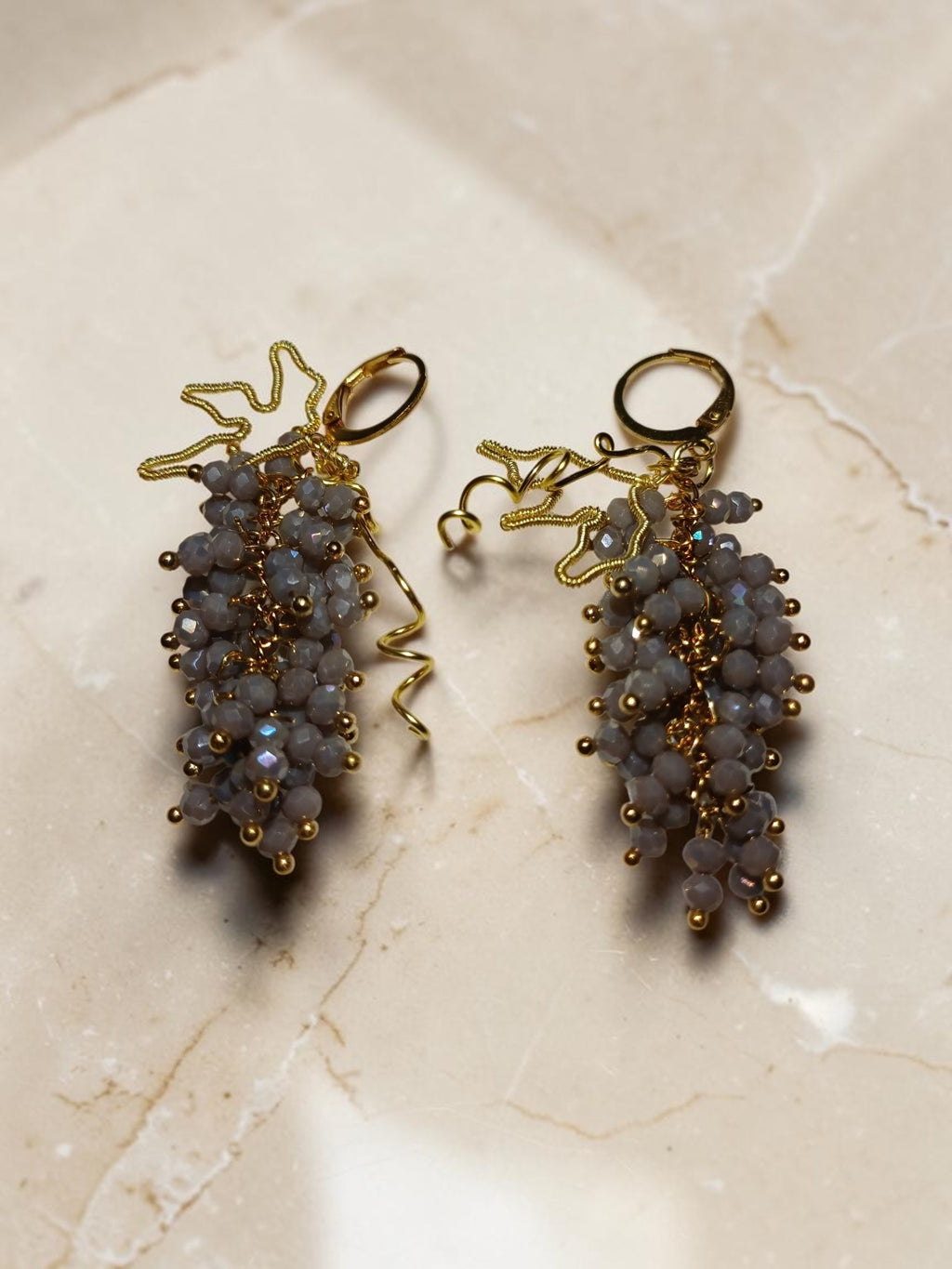 Handmade Crystal Grape Cluster Necklace & Earrings Set – Gold-Tone Botanical Jewelry