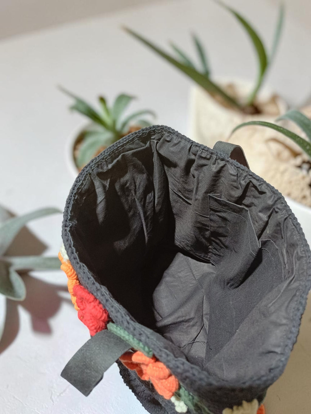 Handmade Crochet Sunflower Bag – Black Cotton Macrame Yarn, Floral Motif Handbag