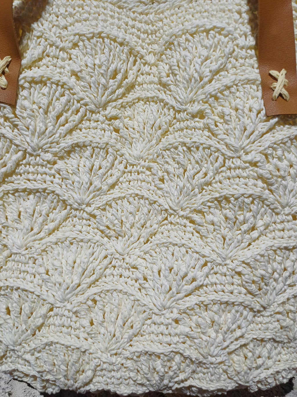 Handmade Cream Paper Yarn Tote Bag – Shell Stitch Crochet, Faux Leather Handles, Lined Interior
