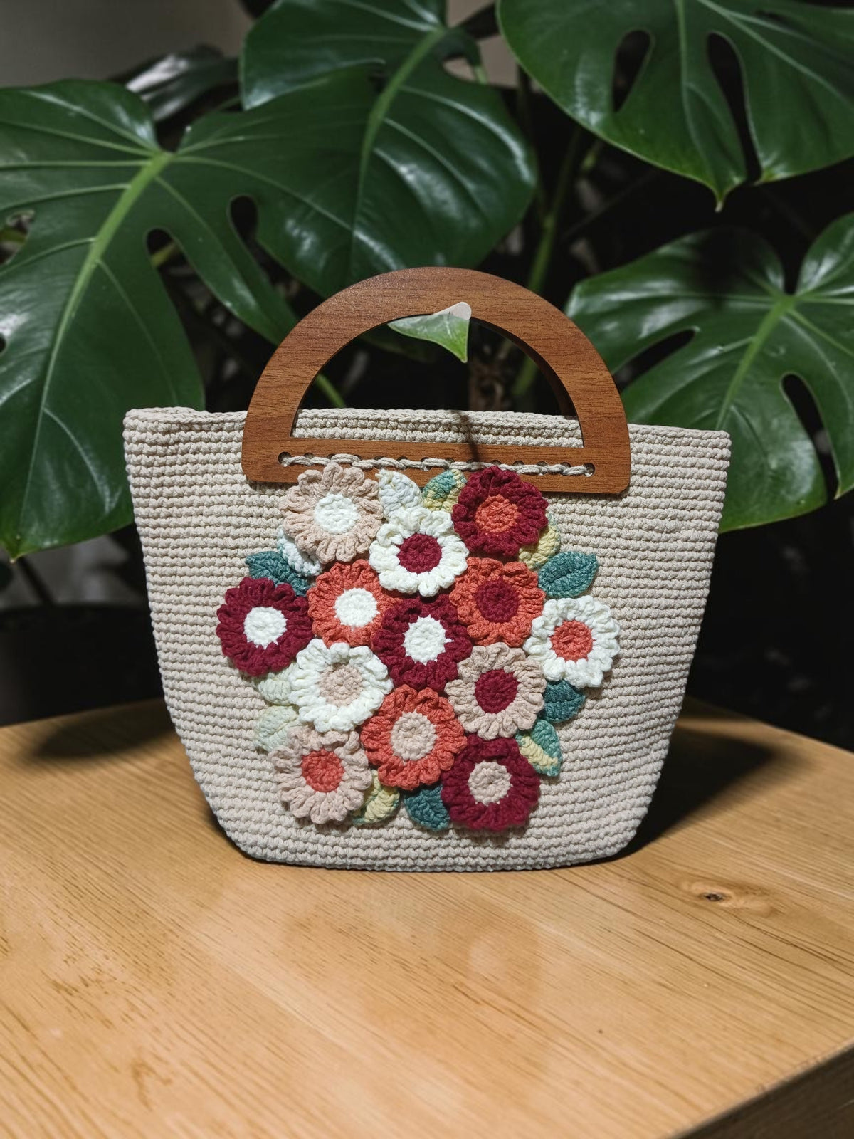 Handmade Beige Macrame Handbag – Crochet Flower Appliqués & Wooden Handles