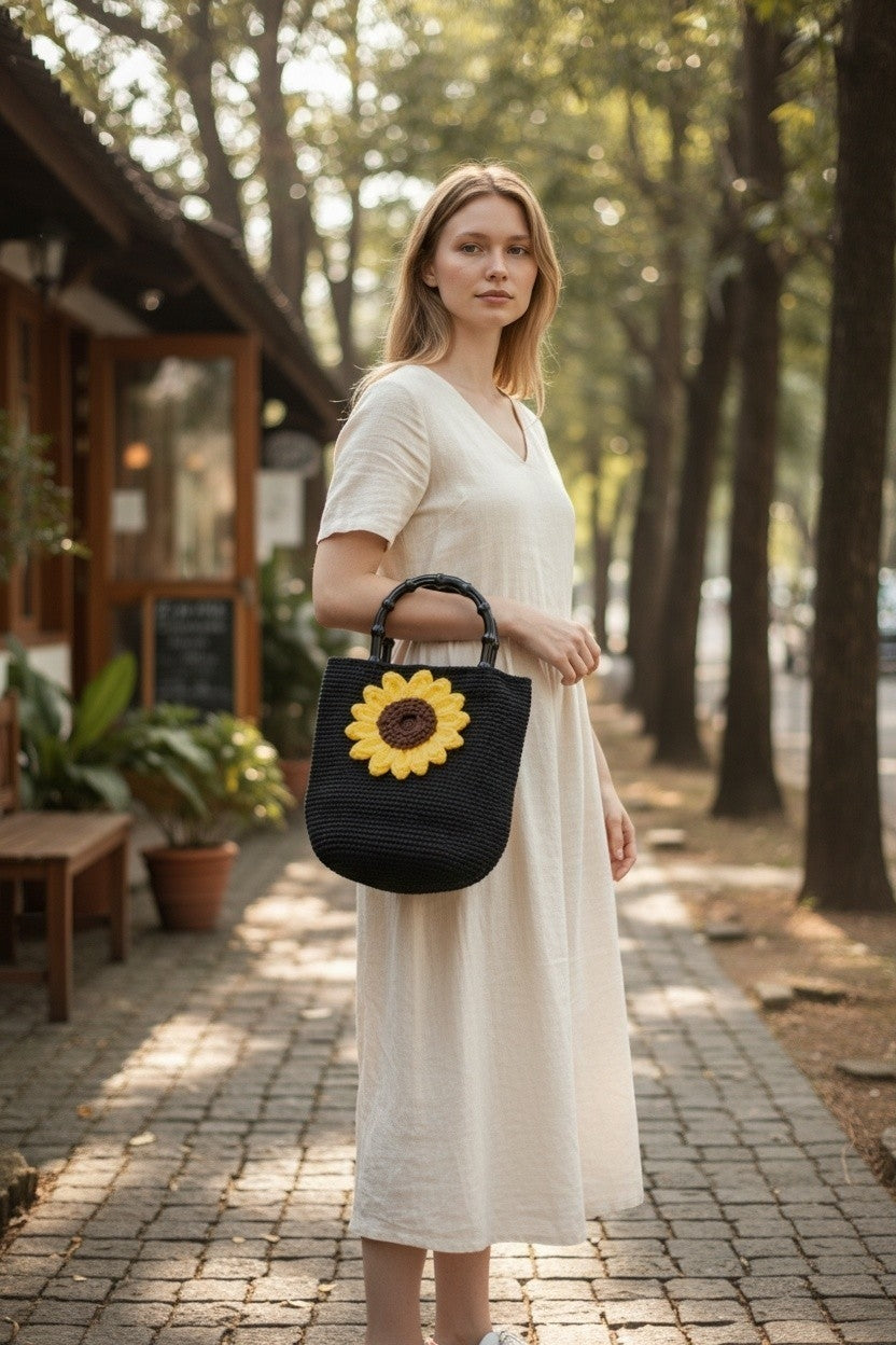 Handmade Crochet Sunflower Bag – Black Cotton Macrame Yarn, Floral Motif Handbag
